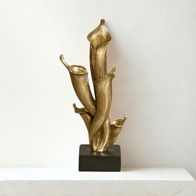 Carnivorous Plant Vase on Base