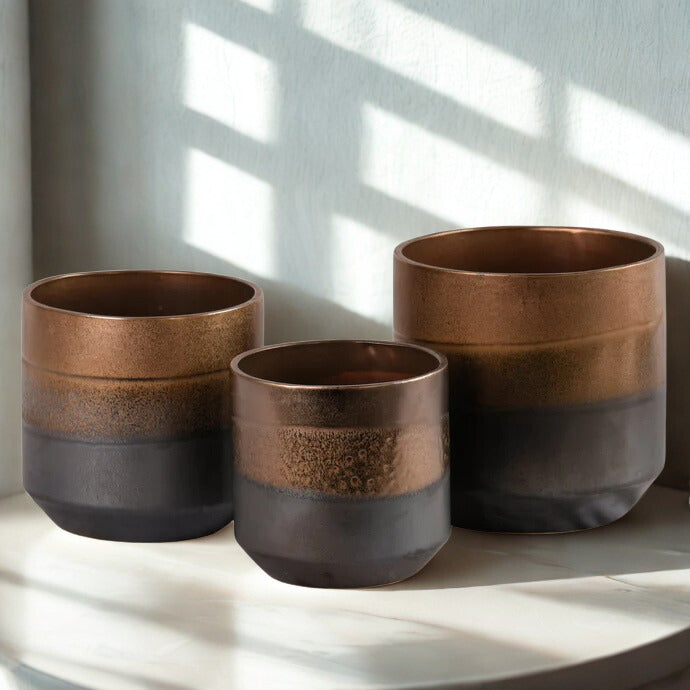 Ceramic vase