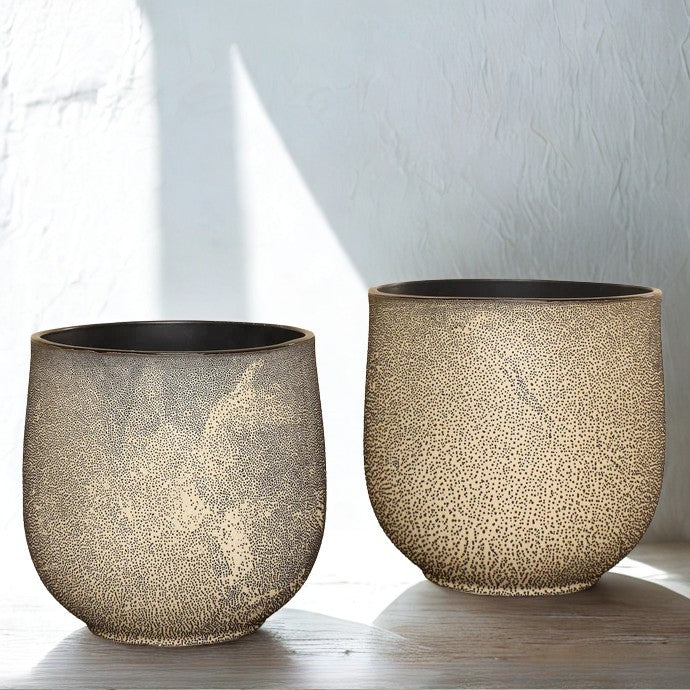 Ceramic vase