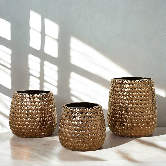 Ceramic vase