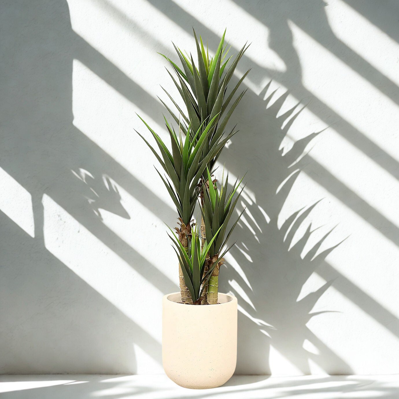 ARTIFICIAL YUCCA PLANT 165CM